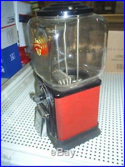 VINTAGE Victor Topper Glass Globe 1 Cent Nuts / Candy Machine 1950's Good Cond