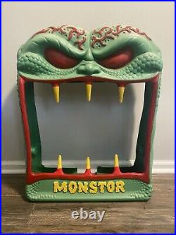 VTG 1988 Vendall Monstor Vending Machine Plastic Frame 21 X 28 X 8 Monster