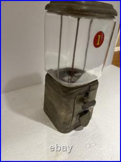 VTG 60s OAK ACORN GUMBALL MACHINE PENNY 1¢ METAL WORKS