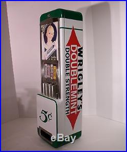 Vtg Rowe Wrigleys/lifesavers Vending Machine Coin Op, Dispenser, Vendor Gum, Case