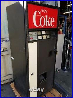 Vendo V-192 Vintage Pull Tab Coke Can Soda Pop Vending Machine Late 60s-70s