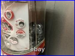 Vendorama Gumball Machine Glass Globe Vintage With Beatles Pin-back Buttons