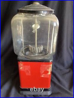 Victor Topper 1 Cent Penny Gumball Vending Machine withKey Square Glass Globe 50s