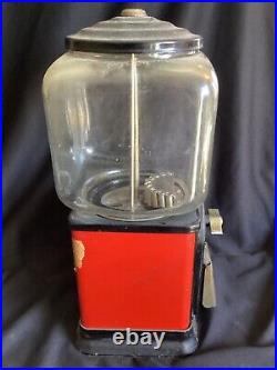 Victor Topper 1 Cent Penny Gumball Vending Machine withKey Square Glass Globe 50s