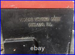 Victor Vending Corp 88 5¢ Cents Gumball Gum Ball Candy Machine Vintage