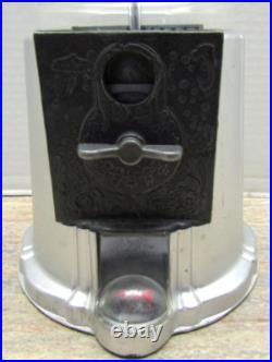 Vintage (15) Carousel Bubble Gum Machine. 25 Silver Great Condition