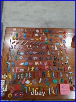 Vintage= 175 + Craker Jack / Vending Machine Cereal Toys