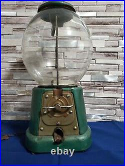 Vintage 1920's advance gumball machine 1cent penny complete