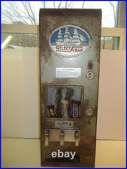 Vintage 1930's Shipman 5 cent candy gum vending machine