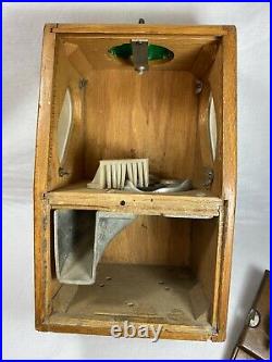 Vintage 1930's Victor Vending Wood Case 10 Cent Gumball Machine with Keys