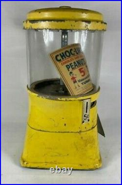 Vintage 1940's Yellow Regal 5 Cent Peanut Gumball Vending Machine With Glass Globe