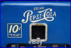 Vintage 1950's 10-Cent Pepsi Soda Coin-op Vending Machine With Original Key