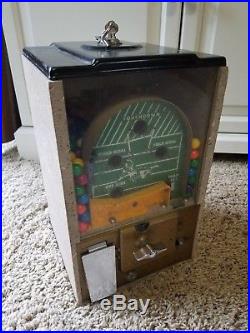 Vintage 1950's 1 Cent Penny Victor Football Pinball Flip Gumball Coin Machine