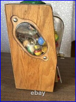 Vintage 1950's Baby Grand Victor Charm Vending Machine With Charms No Key