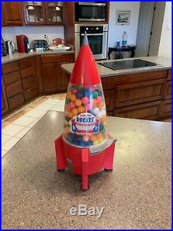 Vintage 1950's Carton Rocket Gumball Machine 1 Cent Really Great Condition