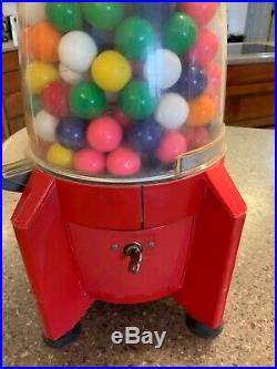 Vintage 1950's Carton Rocket Gumball Machine 1 Cent Really Great Condition