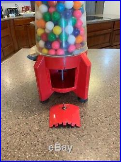 Vintage 1950's Carton Rocket Gumball Machine 1 Cent Really Great Condition