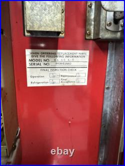 Vintage 1950's Coca Cola Coke Vendo Vending Machine Key Included