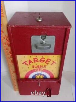 Vintage 1950's Hit The Target 1 Cent Gumball Machine Working With Key