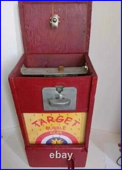 Vintage 1950's Hit The Target 1 Cent Gumball Machine Working With Key