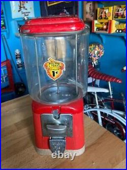 Vintage 1950's Oak /Acorn All Purpose 1 Cent vending machine