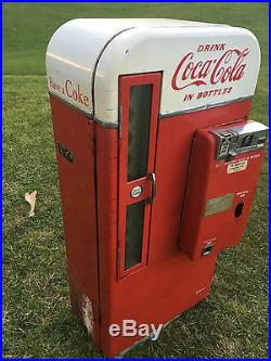 Vintage 1950's Vendo 81D Coca Cola Vending Machine Coke Soda Cooler restoration