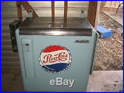 Vintage 1950's quick cold pepsicola vending soda machine