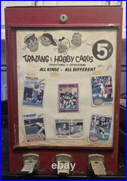 Vintage 1950s Baseball Card 5 Cent Vending Machine with 1977 Cards On Face Rare