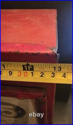 Vintage 1950s Baseball Card 5 Cent Vending Machine with 1977 Cards On Face Rare