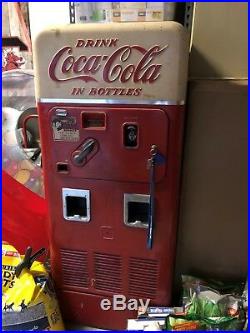 Vintage 1950s Double Chute Coca-Cola Machine WORKS