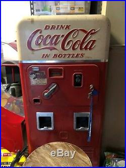 Vintage 1950s Double Chute Coca-Cola Machine WORKS
