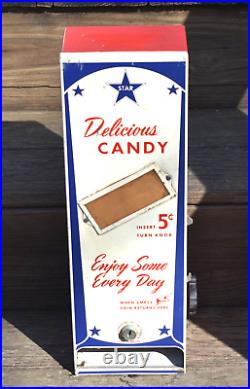 Vintage 1950s Star Delicious Candy 5 Cent Coin Operated Vending Machine