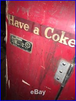 Vintage 1950s Vendo Coke Coca Cola Soda Vending Machine Model F39b6 V-39