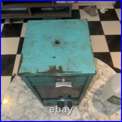 Vintage 1950s hit the target space age penny gum skill machine original coin
