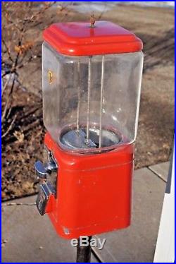 Vintage 1960's 1 Cent Peanut Gumball Coin Op Vending Machine Metal Pipe Stand