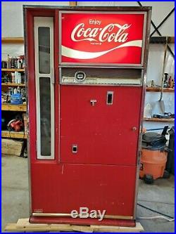 Vintage 1960's Cavalier Coca Cola Coke Vending Machine Model #CS-142E Works