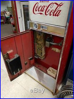Vintage 1960s Coca-Cola Soda Machine Soda Pop Coca Cola Pepsi