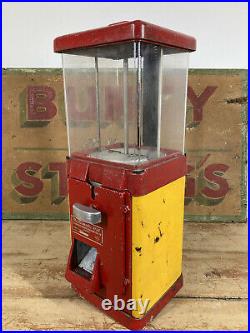 Vintage 1960s Mastermatic bubblegum Vending machine