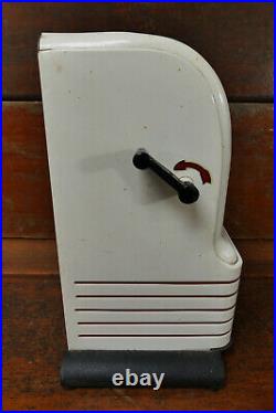 Vintage 1960s Northwestern U. S. Postage Stamp 25¢ Vending Machine NO KEY