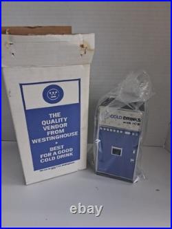 Vintage 1960s Westinghouse Soft Drink Vending Machine AM/FM Radio WORKS/NIB
