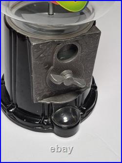 Vintage 1996 Space Jam Bubble Gum Machine