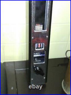 Vintage 1 Cent Pulver Midget Hotchu Devil Coin Operated Gum Vending Machine