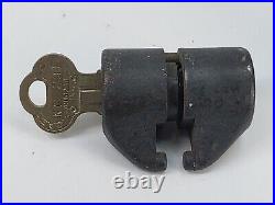 Vintage 2 x Chicago NC23 Barrel Lock Vending Machine Gumball Northwestern With KEY