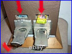 Vintage 5¢/10¢ Hersheys Two column vending Machine, withkey, weights, cash box