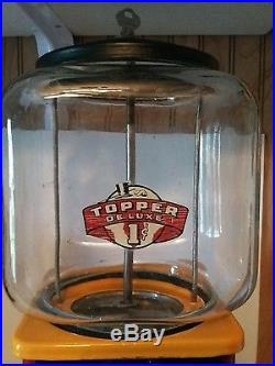 Vintage 5 CENT Coin Gumball Candy Prize Vending Machine withGlass Topper & Key