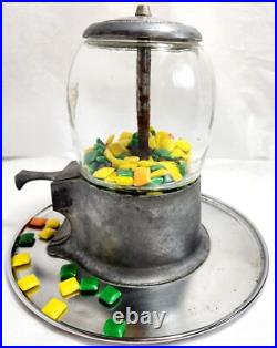 Vintage 5 Cent Abbey Mfg. Machine w Key