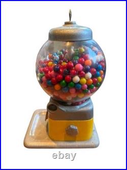 Vintage 5 Cent Chlorophyll Gum Ball Dispenser With Original Key