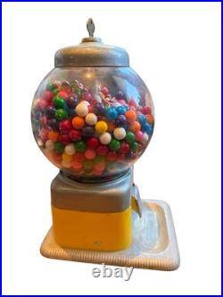 Vintage 5 Cent Chlorophyll Gum Ball Dispenser With Original Key