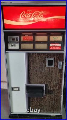 Vintage 70s/80s Coca-Cola Vending Machine