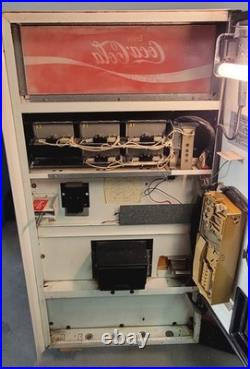 Vintage 70s/80s Coca-Cola Vending Machine